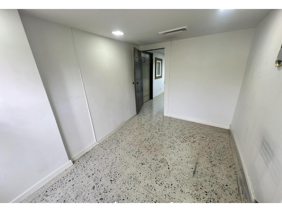 Oficina en Arriendo El Campestre Medellín — foto 3