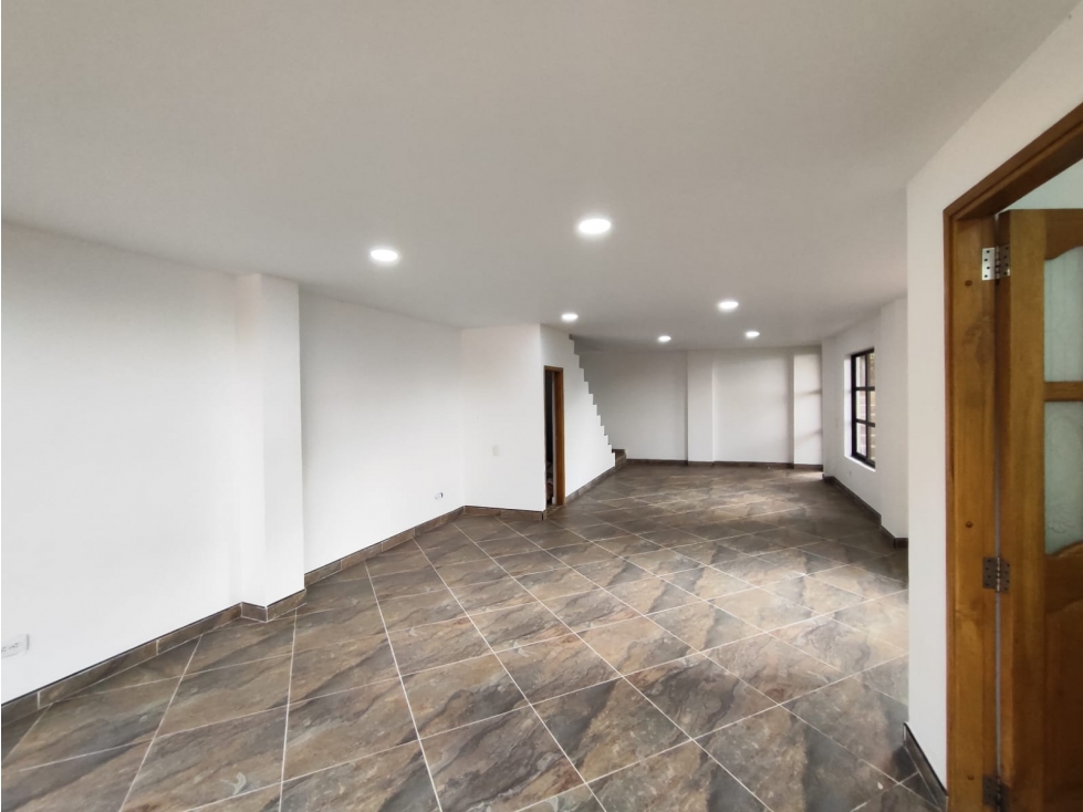 Casa en Arriendo o Venta Loma del Escobero Envigado — foto 4