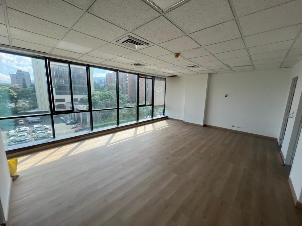 Oficina en Venta Las Vegas Medellín