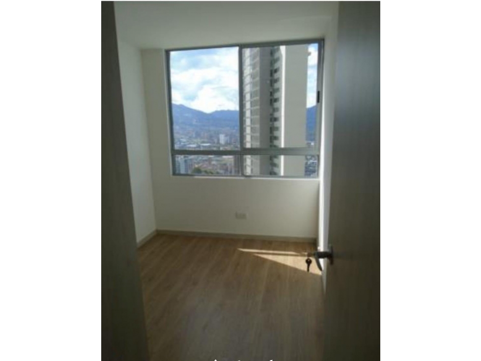 Apartamento en Arriendo Las Lomitas Sabaneta — foto 5