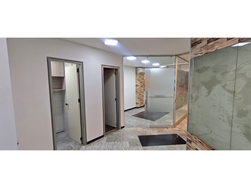 Oficina en Arriendo o Venta Manila Medellin — foto 3
