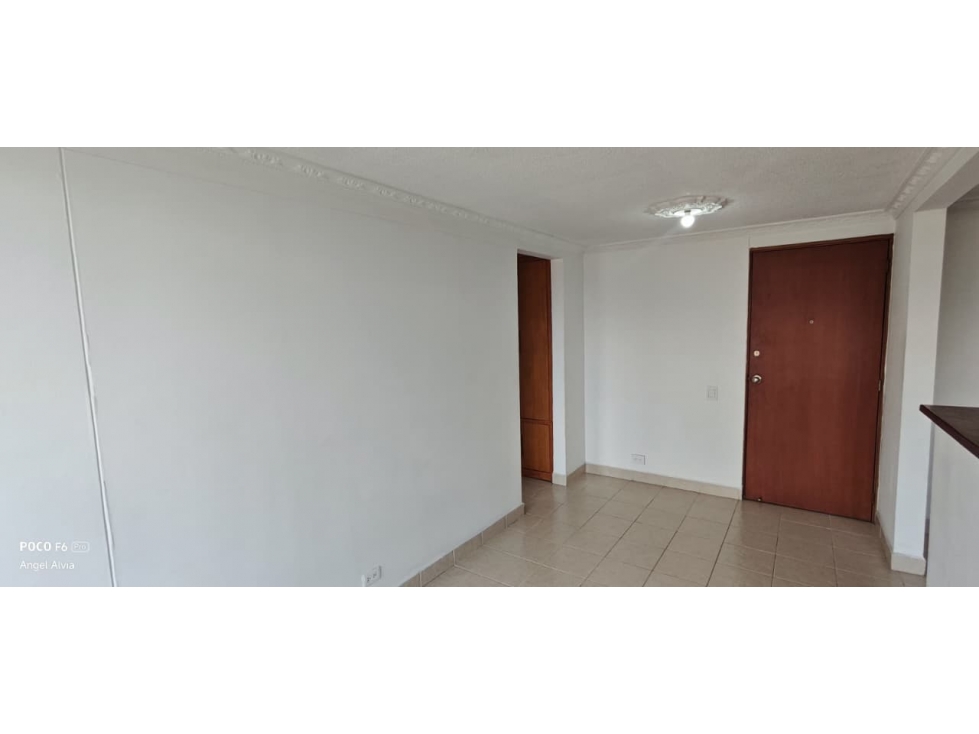 Apartaestudio en Arriendo Sector Los Colores Medellín — foto 3