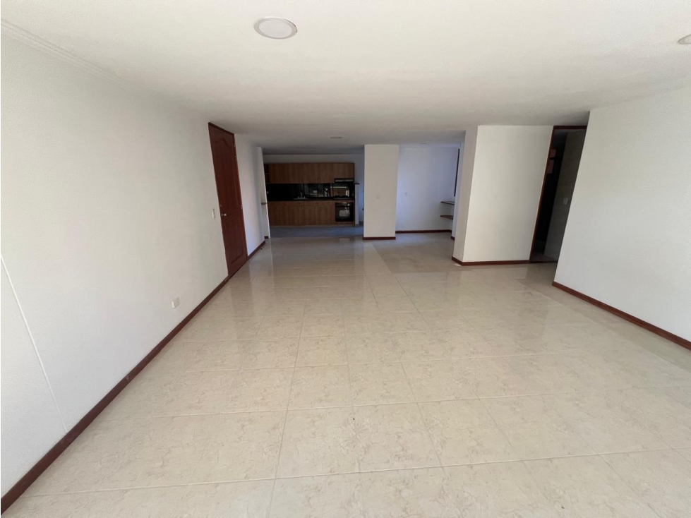 Apartamento en Arriendo Los Balsos Medellin — foto 3