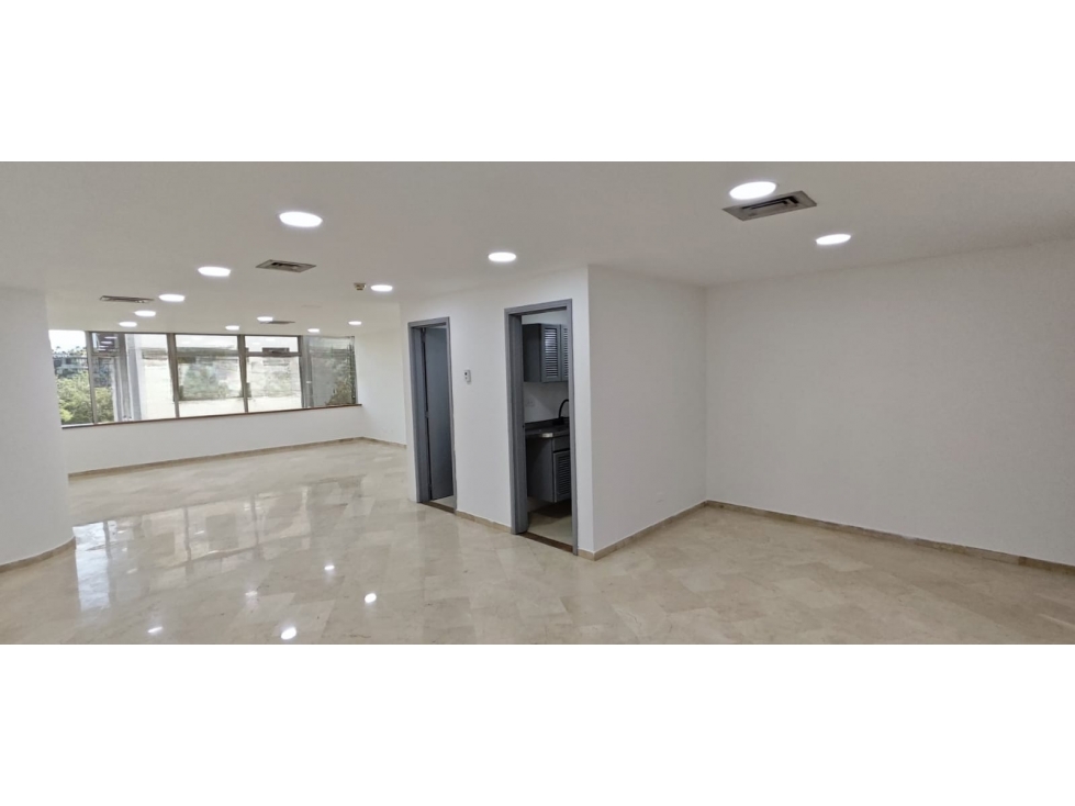 Oficina En Arriendo y Venta La Tomatera - 3