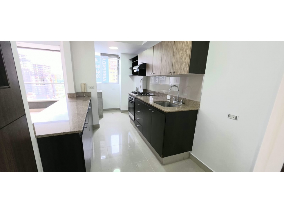 Apartamento en Arriendo Ciudad del Rio Medellin — foto 3