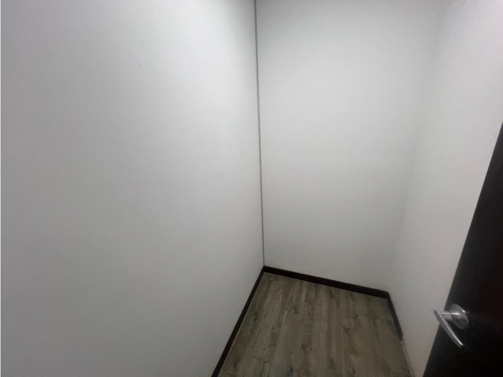 Oficina En Arriendo Sector Milla De Oro Medellín - 6
