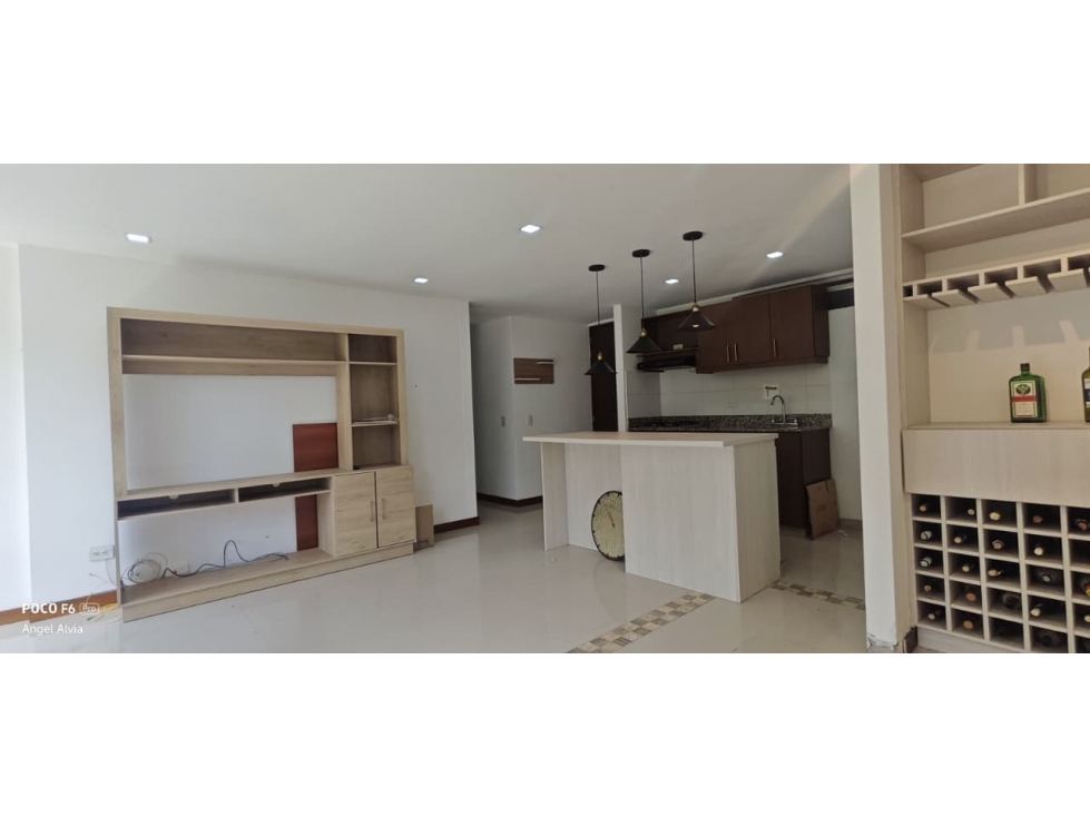 Hermoso Apartamento En Arriendo Loma Del Indio — foto 3