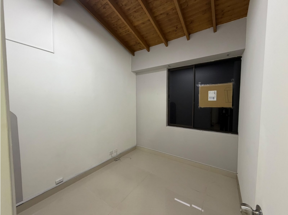 Oficina En Arriendo Sector Laureles - 3