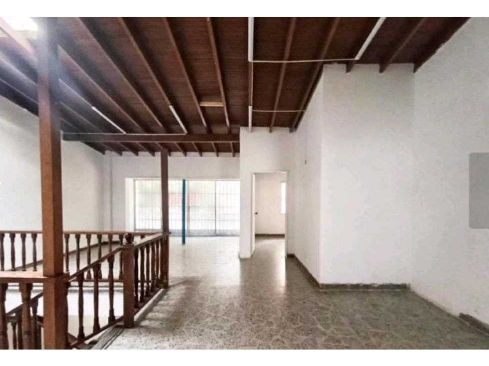 Casa Independiente En Venta y Arriendo Sector Conquistadores — foto 3