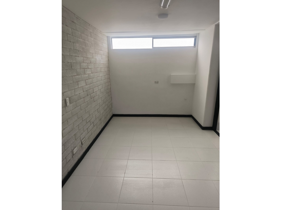 Oficina En Arriendo Sector Las Vegas — foto 3