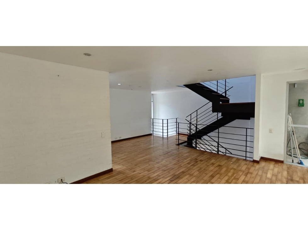 Casa En Venta Sector Altos Del Poblado