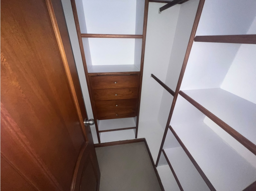 Apartamento En Arriendo Sector Laureles — foto 5