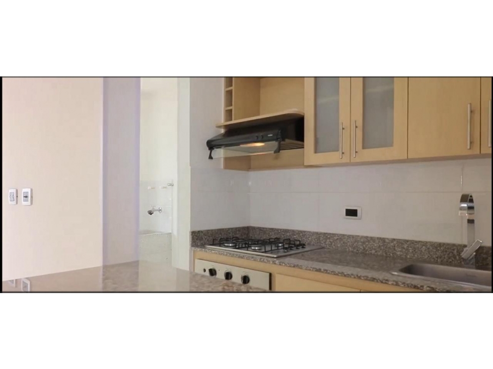 Apartamento En Arriendo Sector Loma Del Indio — foto 3