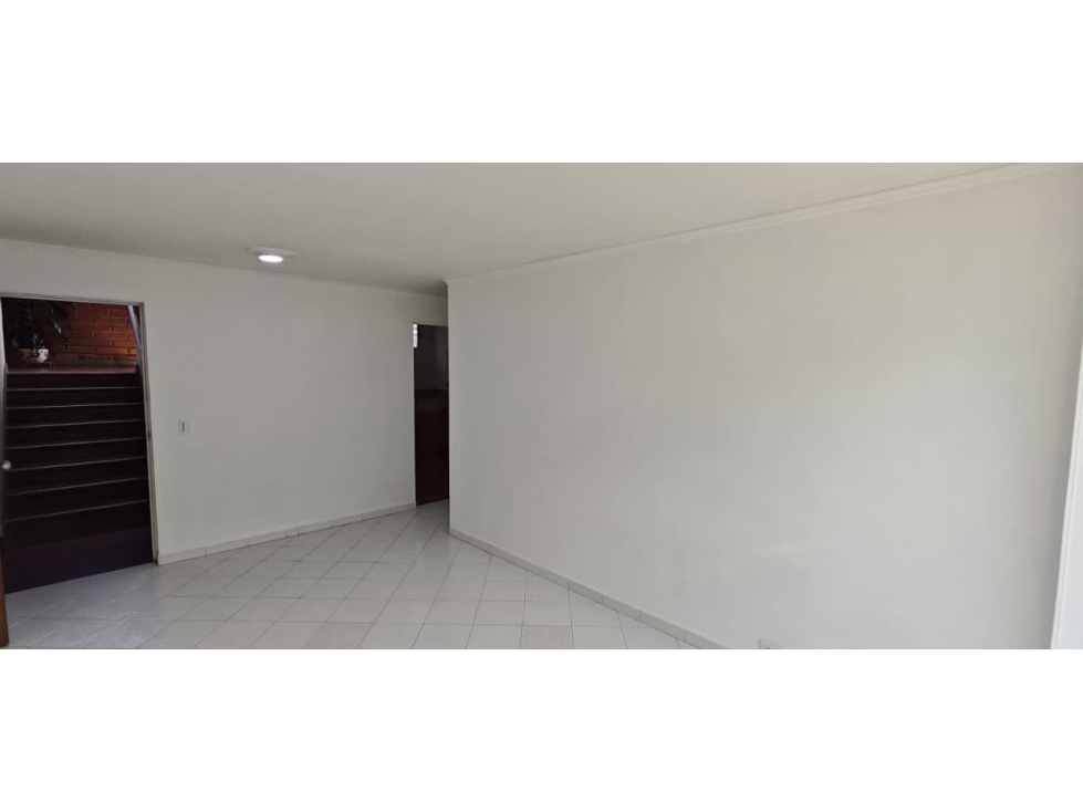 Apartamento En Arriendo Sector Conquistadores — foto 3
