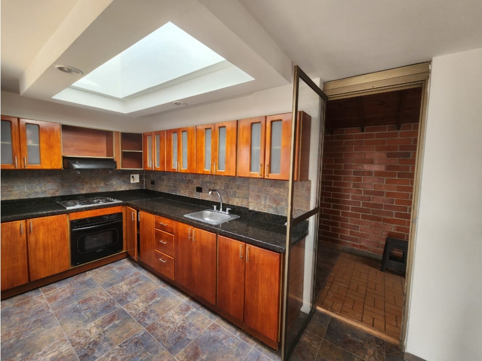 Apartamento en Arriendo 2do Parque Laureles Medellín — foto 5