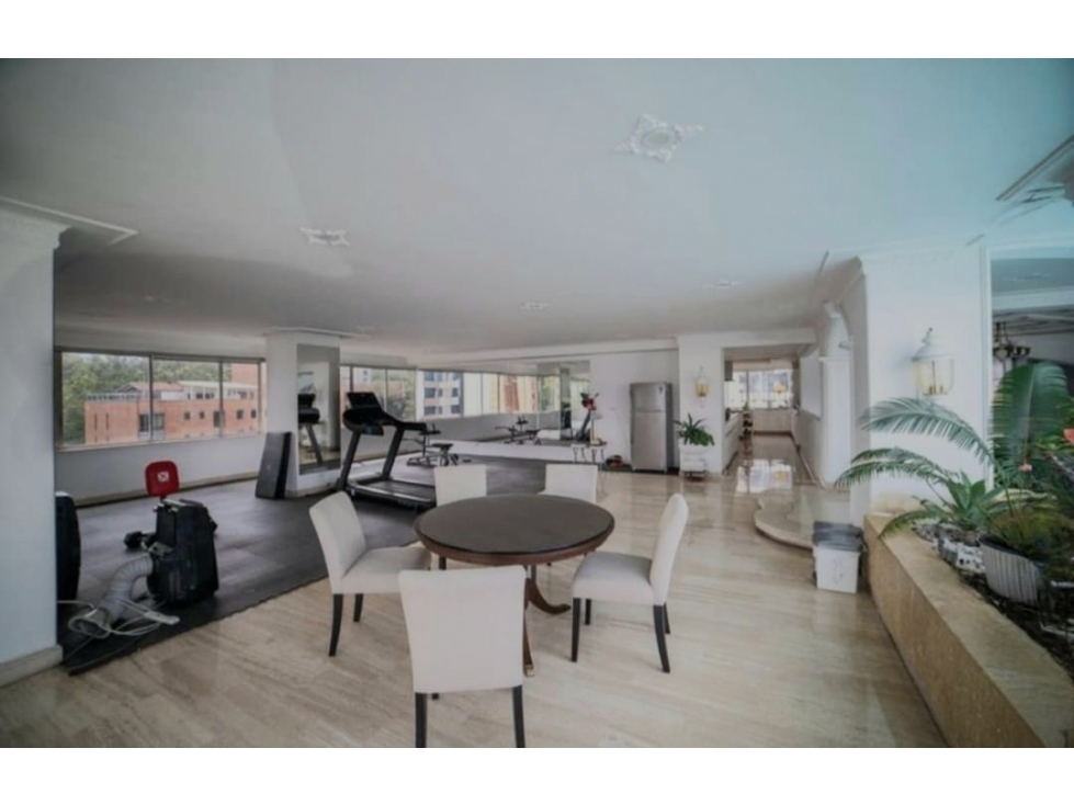 Apartamento en Venta Los Balsos Medellín - 2