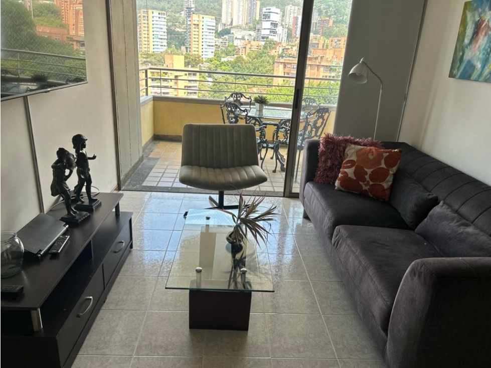 Apartamento en arriendo en el sector de Provenza — foto 2