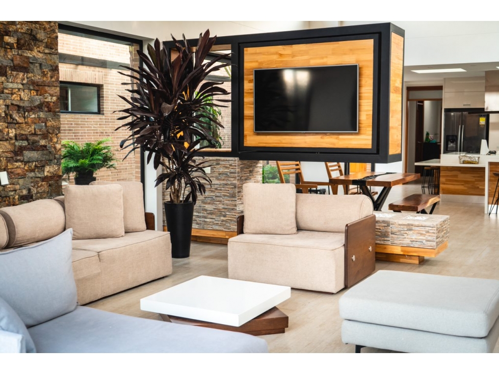 Hermosa casa en el sector del Alto de las Palmas — foto 4