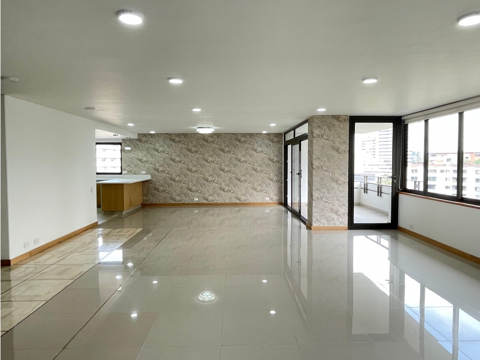 Apartamento en Arriendo La Linde Medellín — foto 3