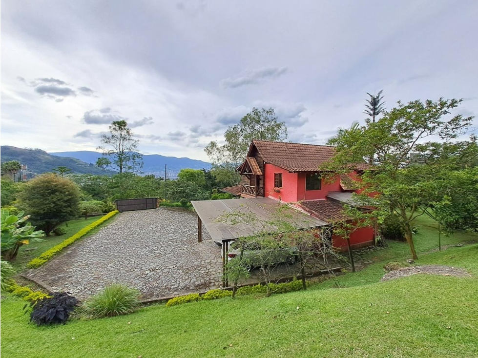 Casa en Arriendo Loma del Escobero Envigado — foto 4