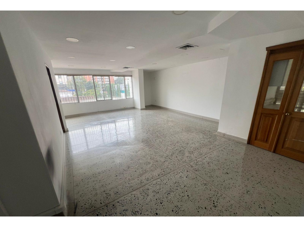 Oficina en Arriendo El Campestre Medellín — foto 4