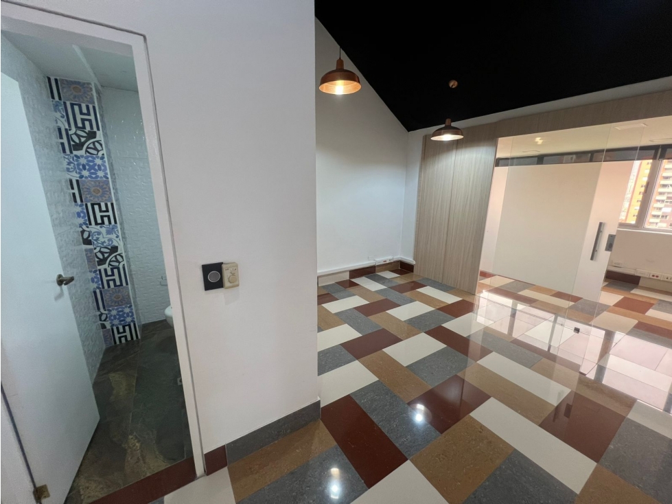 Oficina en Arriendo El Campestre Medellín — foto 4