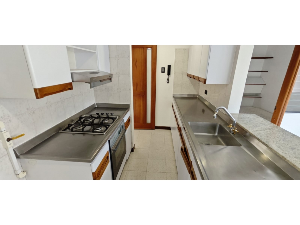Apartamento en Arriendo Castropol Medellin — foto 5