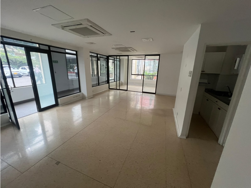 Oficina en Arriendo Las Vegas Medellin — foto 2