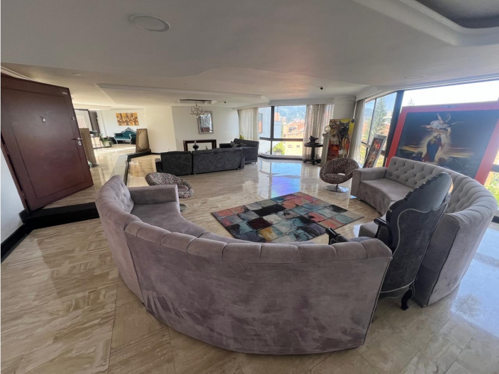 Apartamento en Arriendo Los Balsos Medellin — foto 2