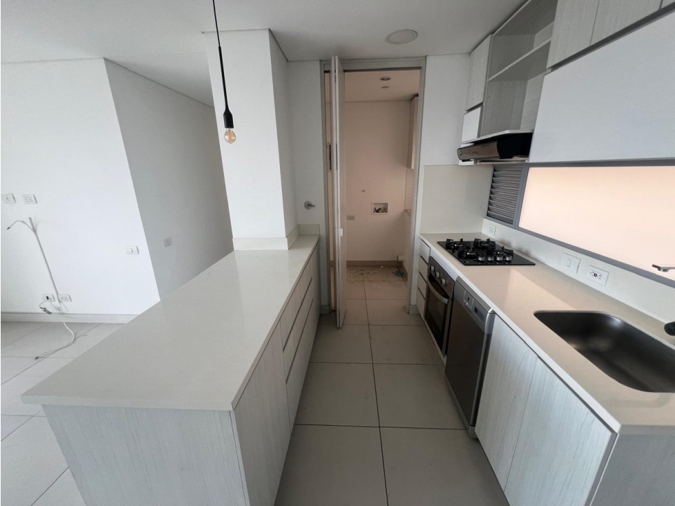 Apartamento en Arriendo Cumbres Envigado — foto 5