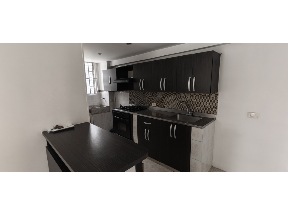 Apartamento en Arriendo o Venta Loma del Indio Medellin — foto 4