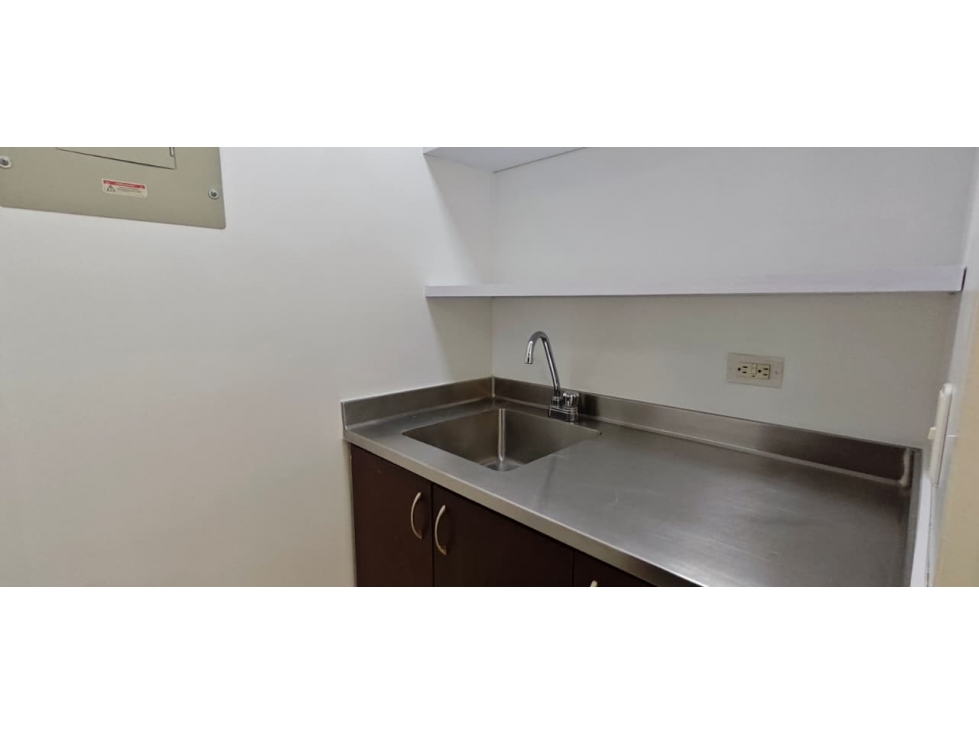 Oficina en Arriendo El Tesoro Medellin — foto 4