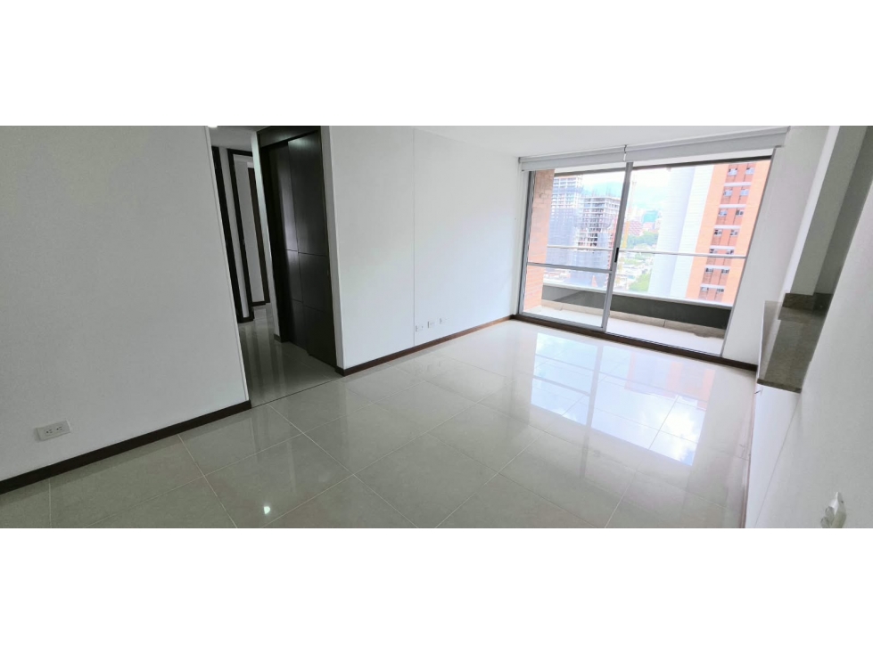 Apartamento en Arriendo Ciudad del Rio Medellin — foto 4