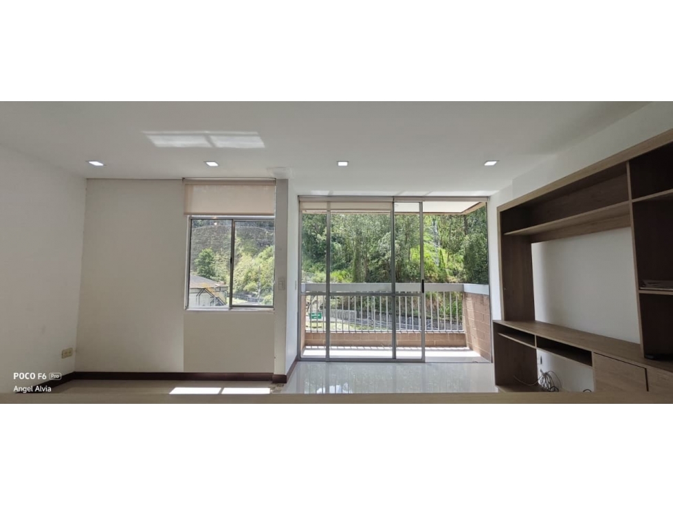 Hermoso Apartamento En Arriendo Loma Del Indio — foto 4