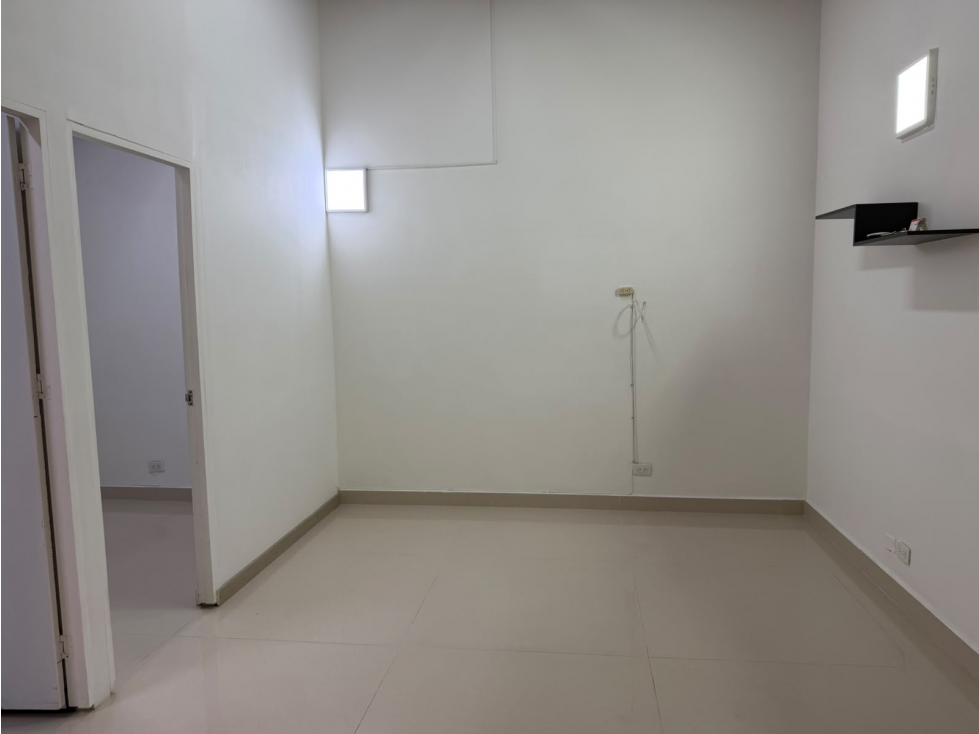 Oficina En Arriendo Sector Laureles - 4