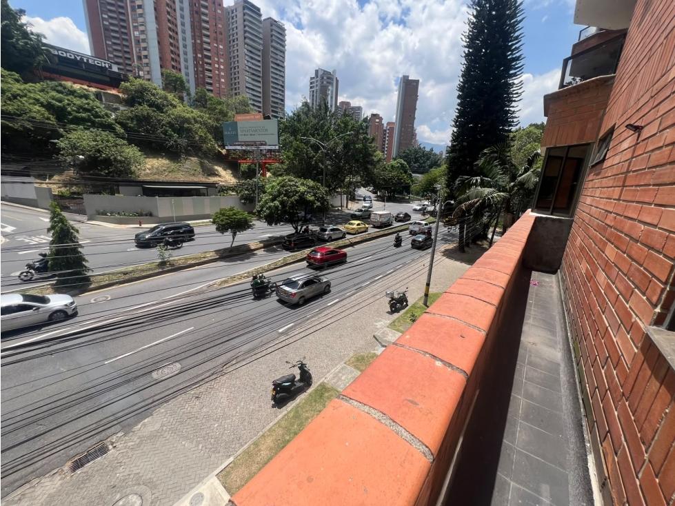 Apartamento En Arriendo Sector Aguacatala - Poblado — foto 4