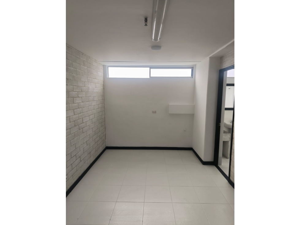Oficina En Arriendo Sector Las Vegas — foto 4