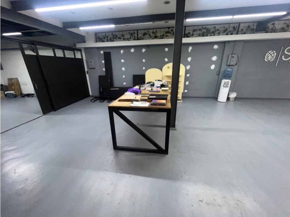 Bodega En Arriendo Y Venta Sector Cristo Rey — foto 4