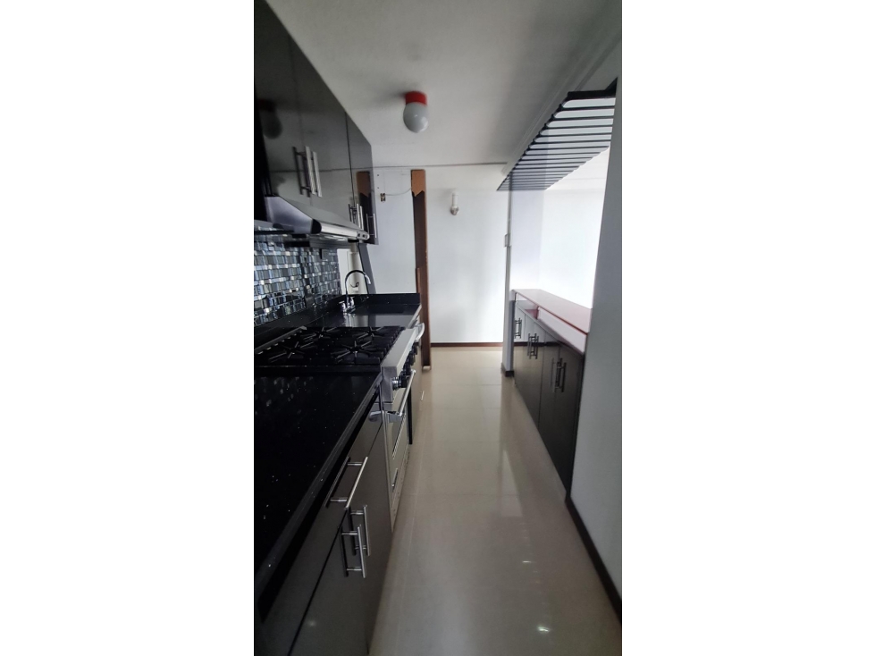 Apartamento En Arriendo Sector Loma de San Julian - 4