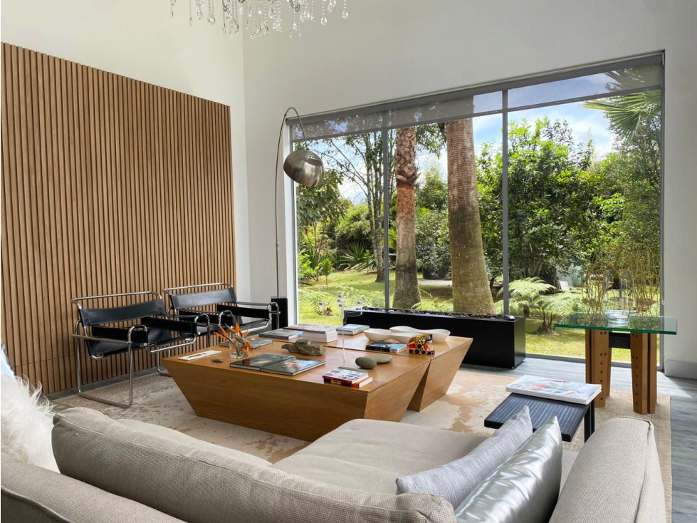 Hermosa casa en el sector de Alto de las Palmas — foto 2