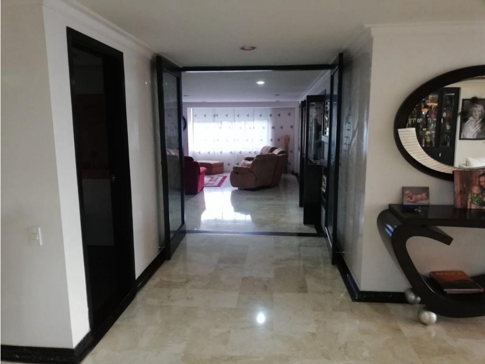 Apartamento en Venta y Arriendo Los Balsos Medellín — foto 4