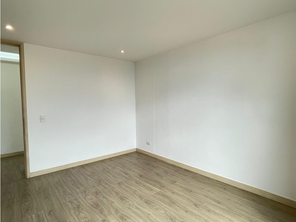 Apartamento en Venta y Arriendo El Tesoro Medellín — foto 6