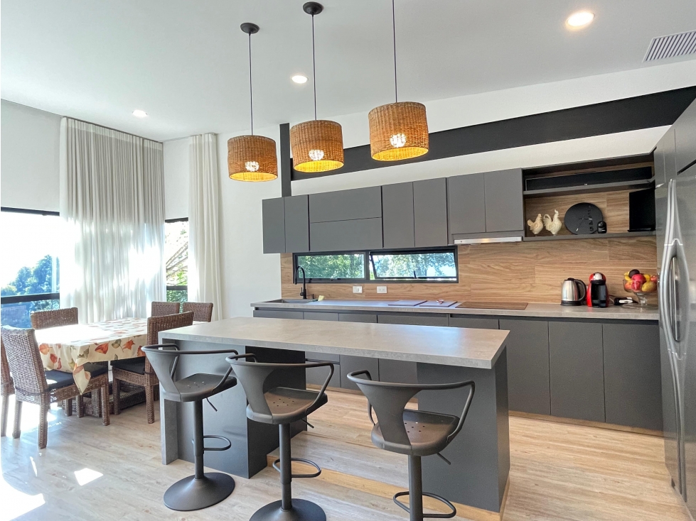 Casa en Venta y Arriendo Las Palmas Medellín — foto 6