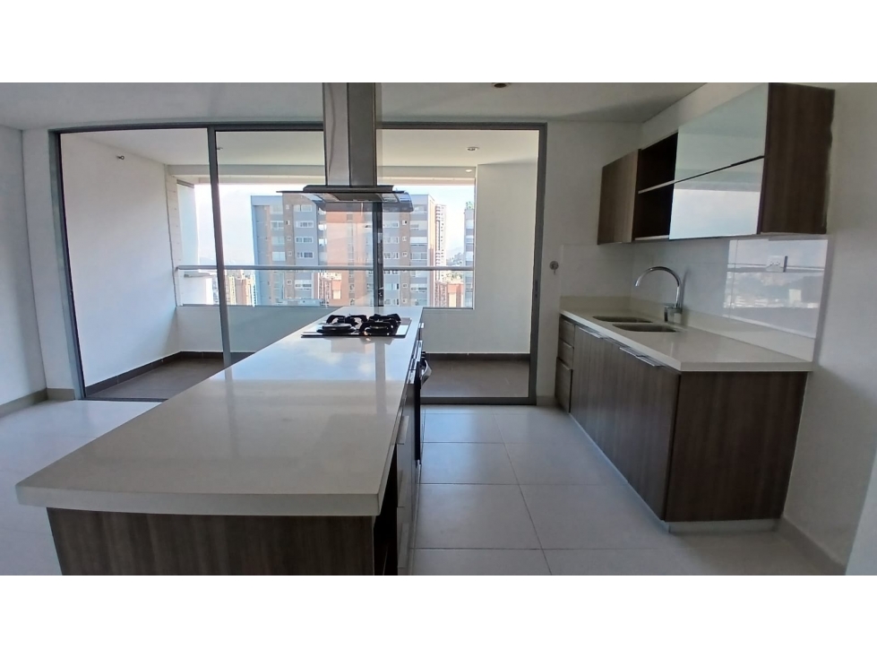 Apartamento en Arriendo o Venta Castropol Medellín — foto 4