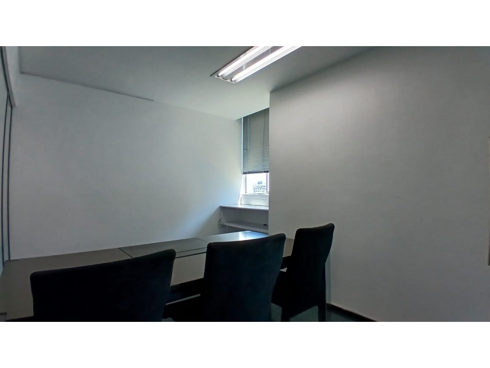 Oficina en Arriendo Los Balsos Medellín — foto 5