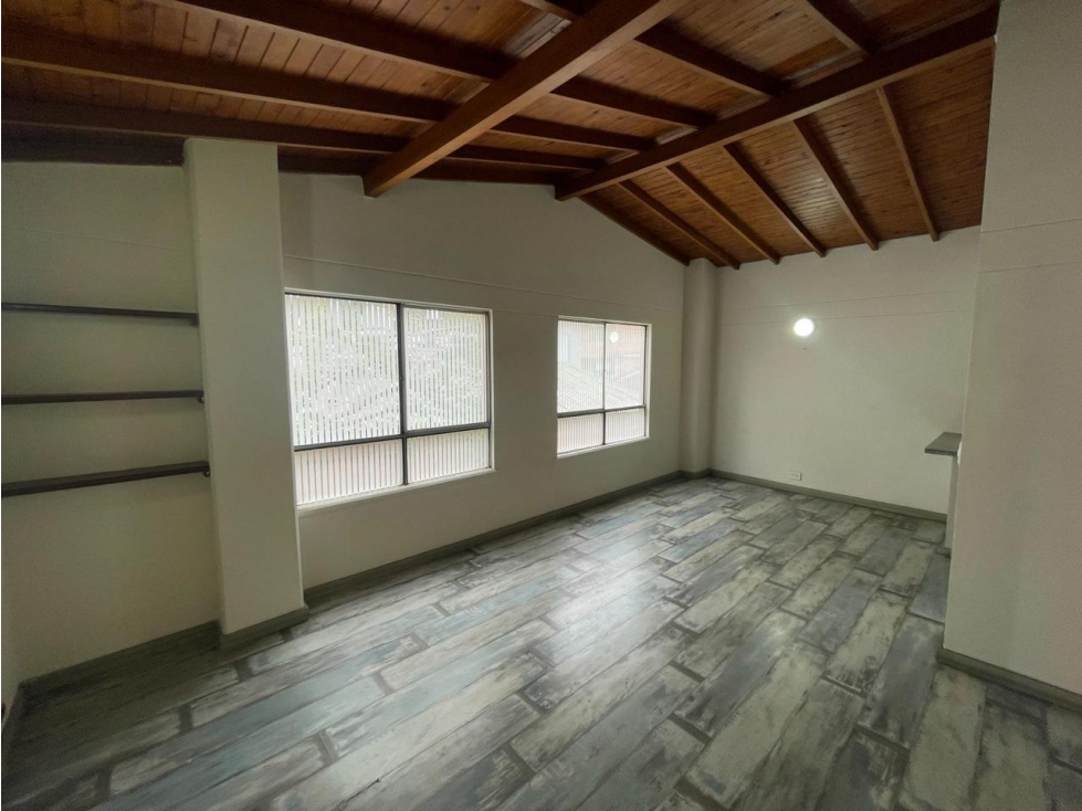 Apartamento o Venta Transv. Inferior Medellin