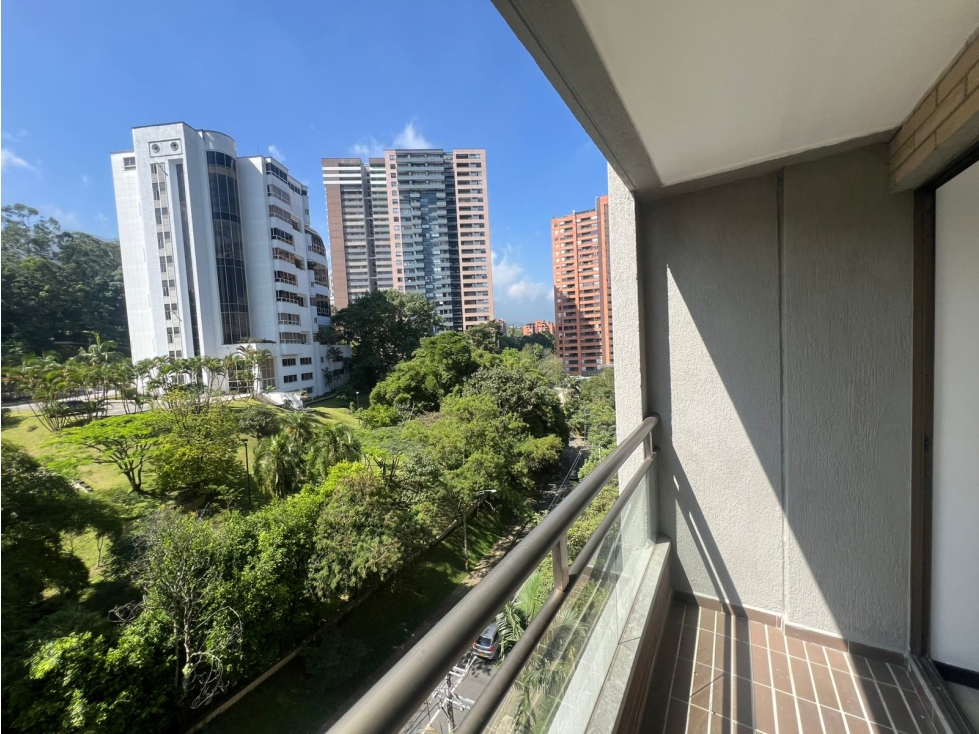 Apartamento en Arriendo Loma Los Gonzalez Medellin — foto 5