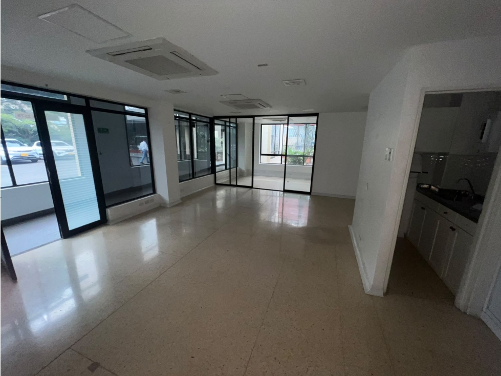 Oficina en Arriendo Las Vegas Medellin