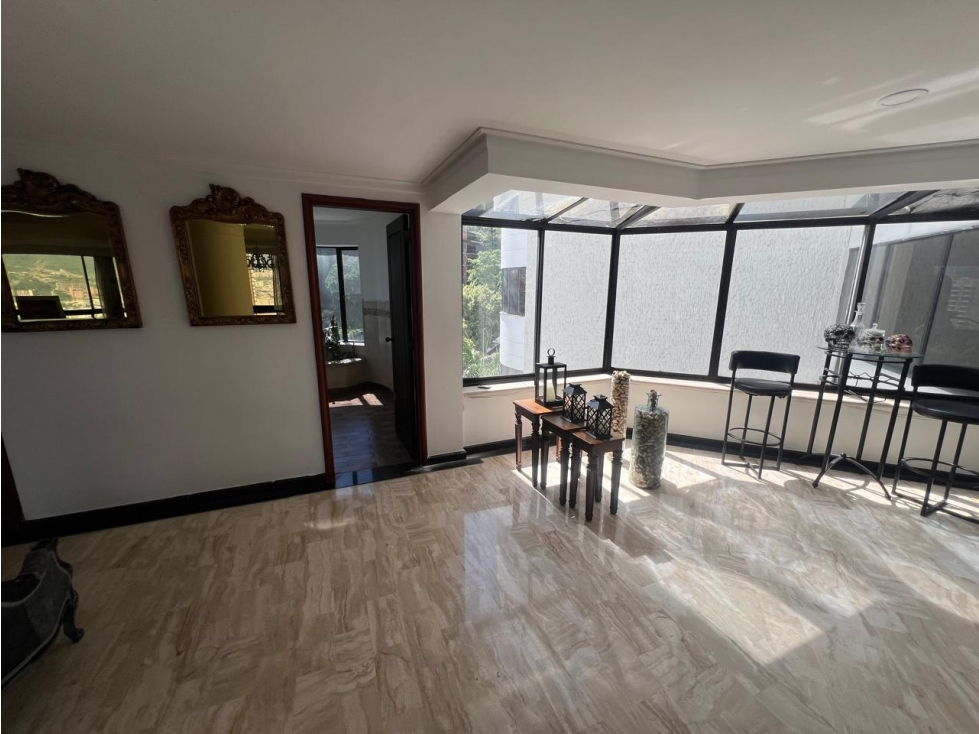 Apartamento en Arriendo Los Balsos Medellin — foto 5