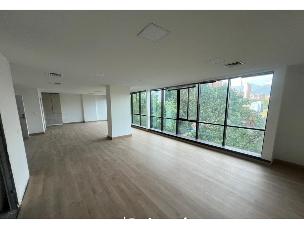 Oficina en Arriendo Las Vegas Medellín — foto 4